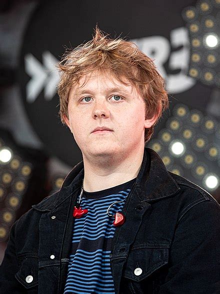 wikipedia Lewis Capaldi